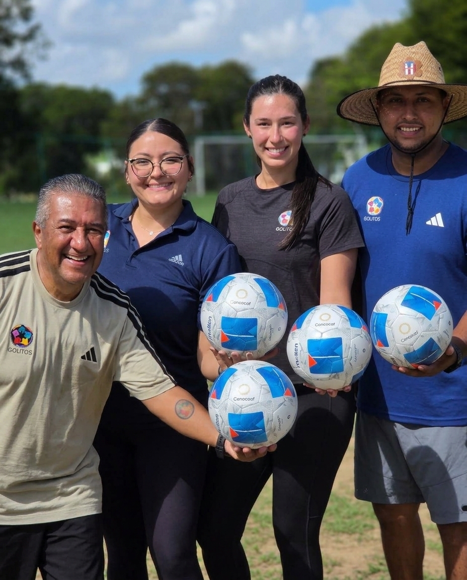 Equipo de voluntarios y coaches de Fundación Golitos